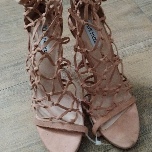 Rose Pink Steve Madden brand new never worn still attached to each other - Picture 2 of 6